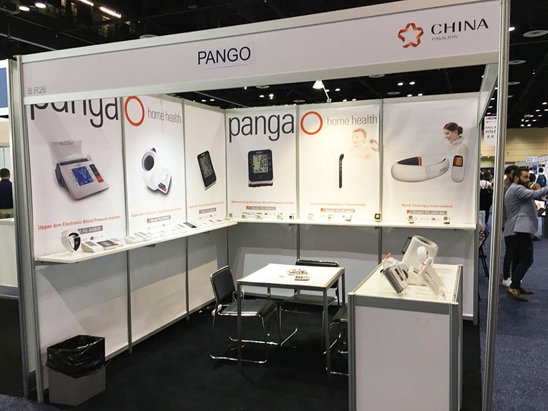 招谁了?日本阿宅痛车停在星巴克被喷“BJL平台官网”(图2) BJL平台