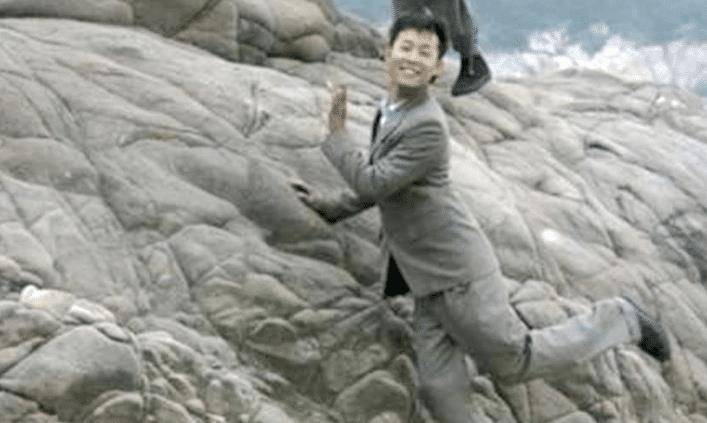 【BJL平台官网】
明星片场照片曝光：私底下他们竟是这个样子(图15)