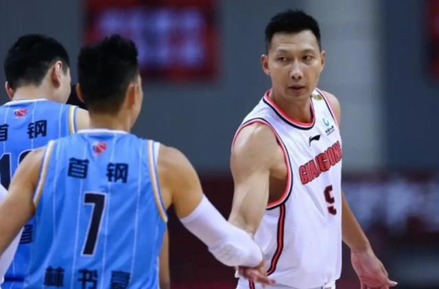 BJL平台官网-
诚意满满 曾给每一位球员制作鞋模！这风浪 李宁无需背负罪名(图5)