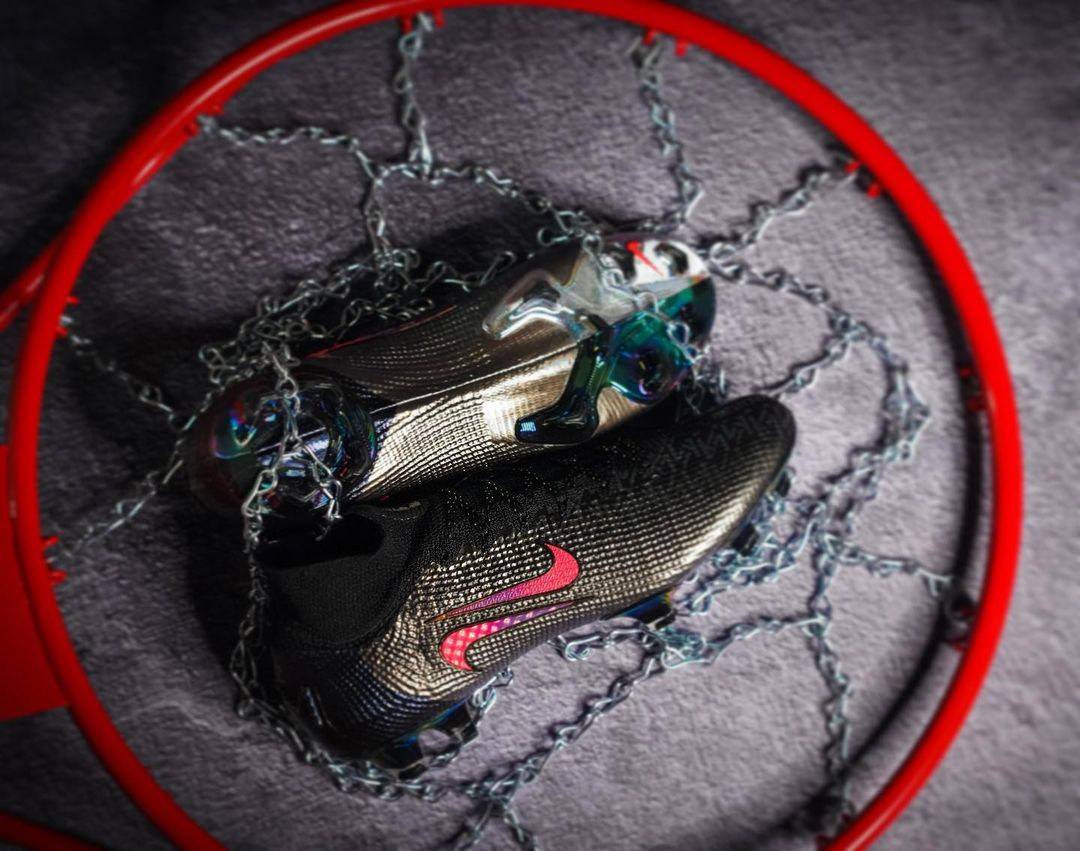 BJL平台：
足球鞋美图天天看！外貌鞋会 2021/1/20(图4)