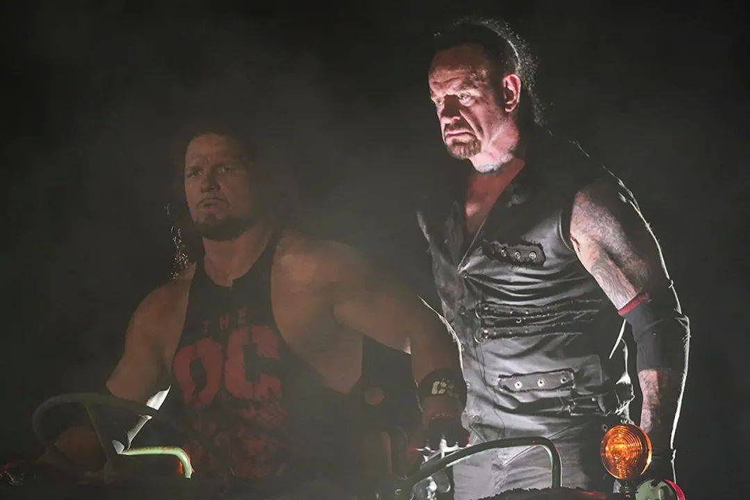 
2020年最精彩的五场角逐 兰迪艾吉仅排第四 墓地大战居然不是第一！？“BJL平台官网”(图6)